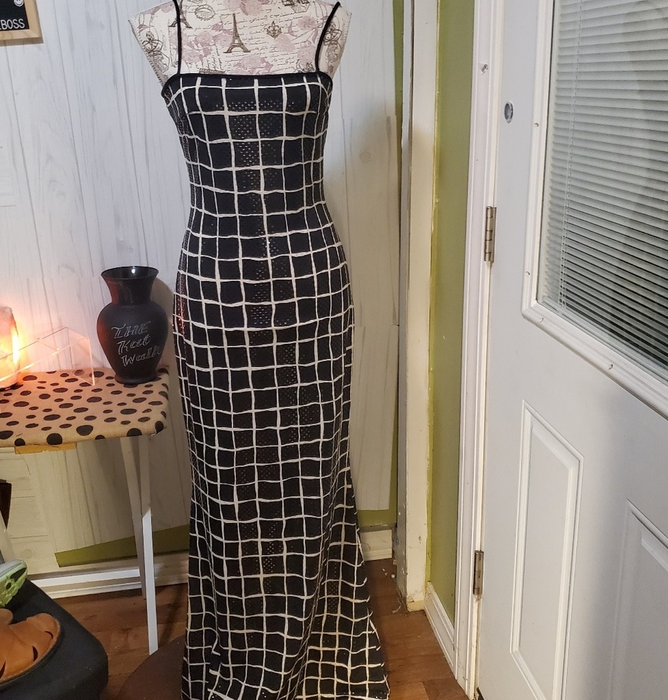 Jessica McClintock Floor length gown sz 4 stunning